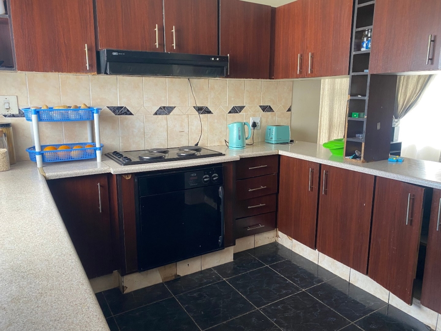 3 Bedroom Property for Sale in Cambridge West Eastern Cape